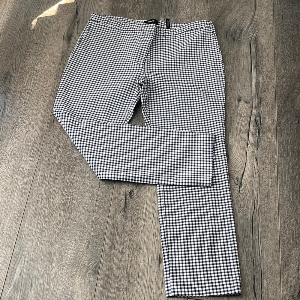 Theory Blue & White Gingham Cropped Pants - Picture 10 of 10